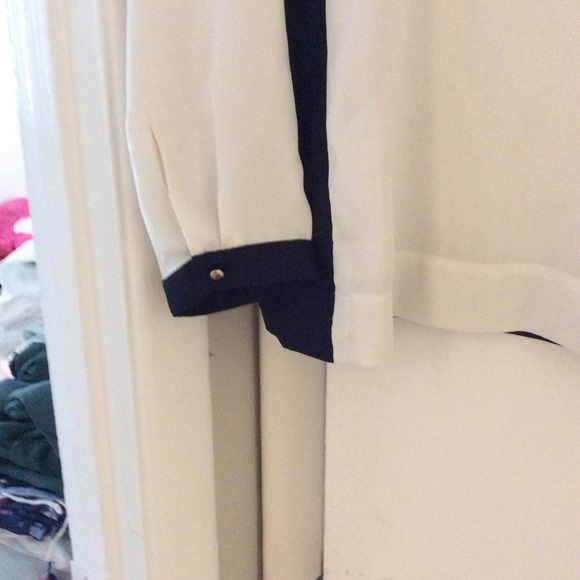 Tunic - Picture 2 of 4